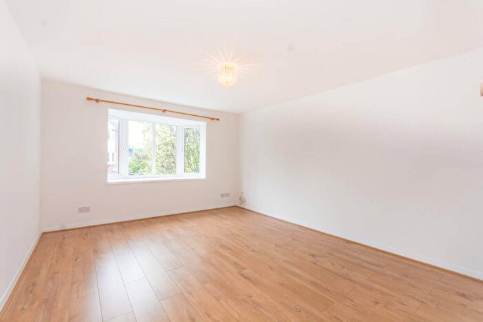 2 Bedroom Flat To Rent In Bunning Way, Caledonian Road, London, N7