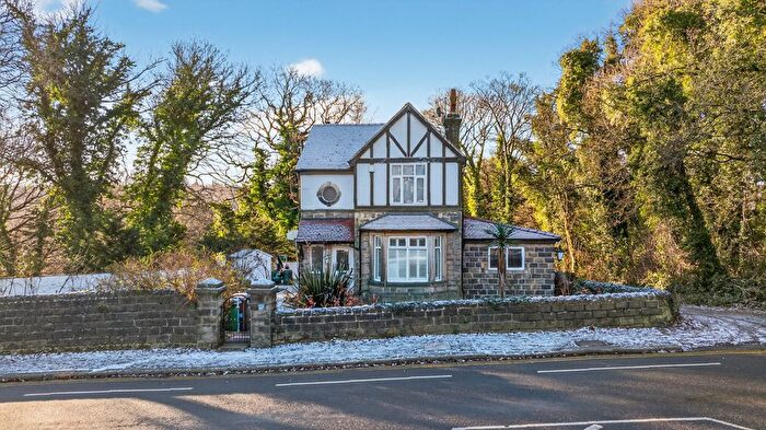 3 Bedroom Detached House For Sale In New Road Side, Horsforth, Leeds, West Yorkshire, LS18