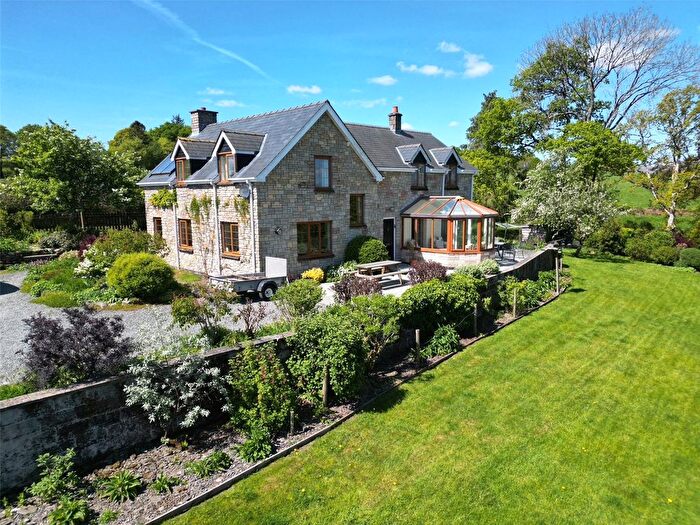 4 Bedroom Detached House For Sale In Llanfihangel Brynpabuan, Builth Wells, Powys, LD2