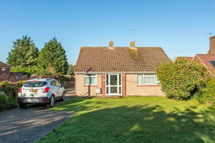 3 Bedroom Detached House For Sale In Sandwich Road, Eythorne, CT15
