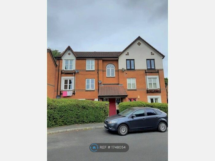 2 Bedroom Flat To Rent In Hunslet, Leeds, LS10