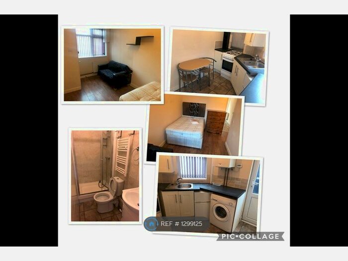 Studio To Rent In Pershore Road, Birmingham B30