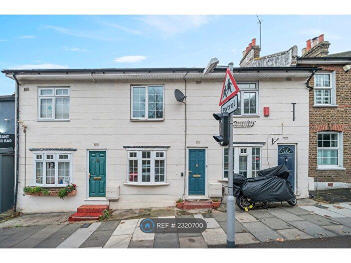 2 Bedroom Terraced House To Rent In Shooters Hill, London, SE18