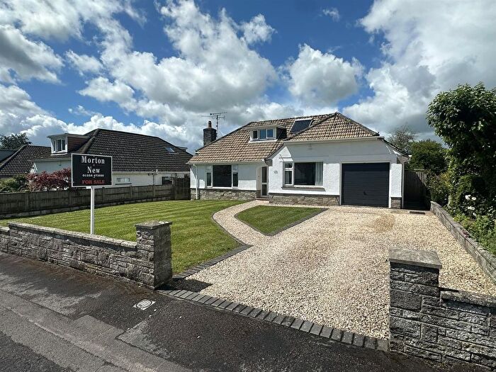 2 Bedroom Detached Bungalow For Sale In Knotts Close, Child Okeford, Blandford Forum, DT11