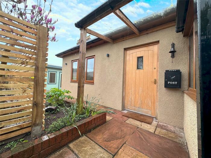 1 Bedroom Detached House To Rent In Lympstone, Exmouth, Devon, EX8