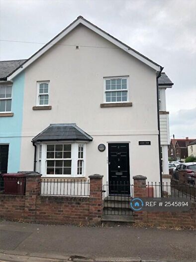 1 Bedroom Flat To Rent In Adelaide Road, Chichester, PO19