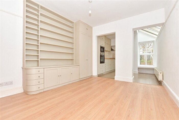 3 Bedroom End Of Terrace House For Sale In St. Peter's Grove, Canterbury, Kent, CT1