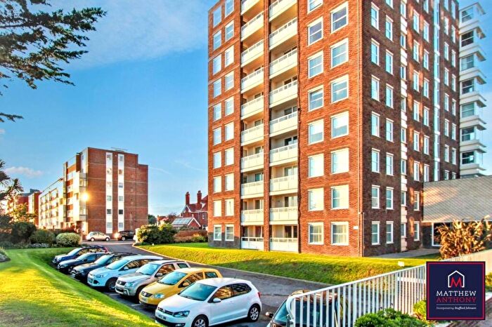 2 Bedroom Flat To Rent In West Parade, BN11