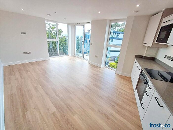 1 Bedroom Apartment For Sale In Highmoor Road, Poole, Dorset, BH14