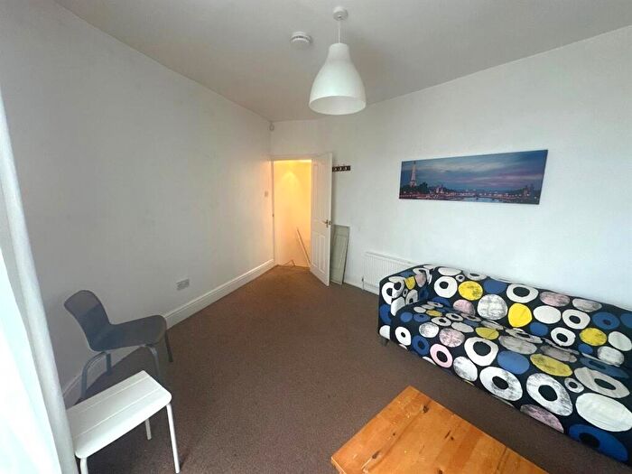1 Bedroom Apartment To Rent In Wood Fold, S3