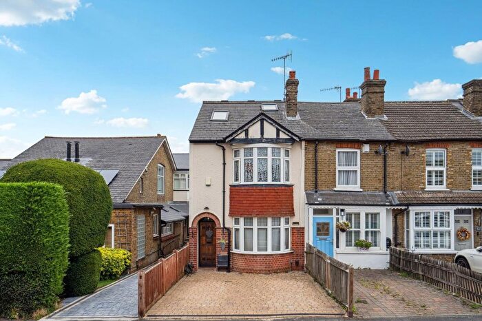 3 Bedroom End Terrace House For Sale In Herkomer Road, Bushey, WD23