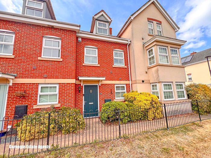 3 Bedroom Terraced House To Rent In Welwyn By Pass Road, Welwyn, AL6
