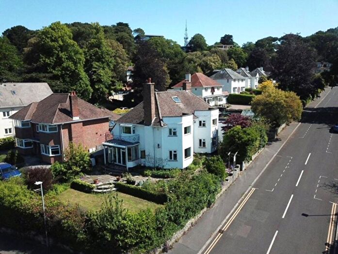 4 Bedroom Detached House For Sale In Springfield Crescent, Lower Parkstone, Poole, Dorset, BH14