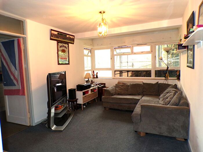 1 Bedroom Flat To Rent In Nouncells Cross, GL5