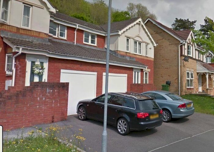 3 Bedroom Semi-Detached House To Rent In Heritage Drive, Caerau, Cardiff CF5