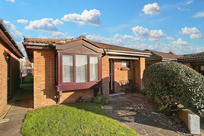 1 Bedroom Retirement Property For Sale In Southbourne, BH6