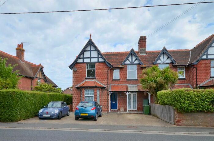 2 Bedroom Semi-Detached House To Rent In Granville Road, Totland Bay, PO39