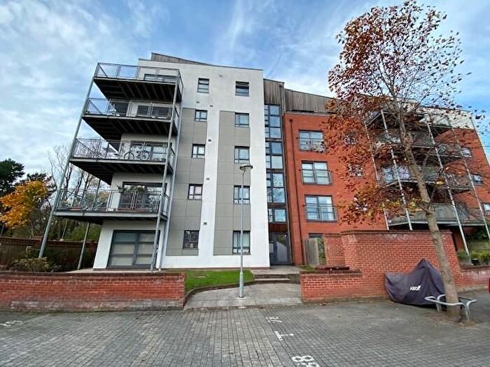 2 Bedroom Flat To Rent In Montmano Drive, West Didsbury, Manchester, M20