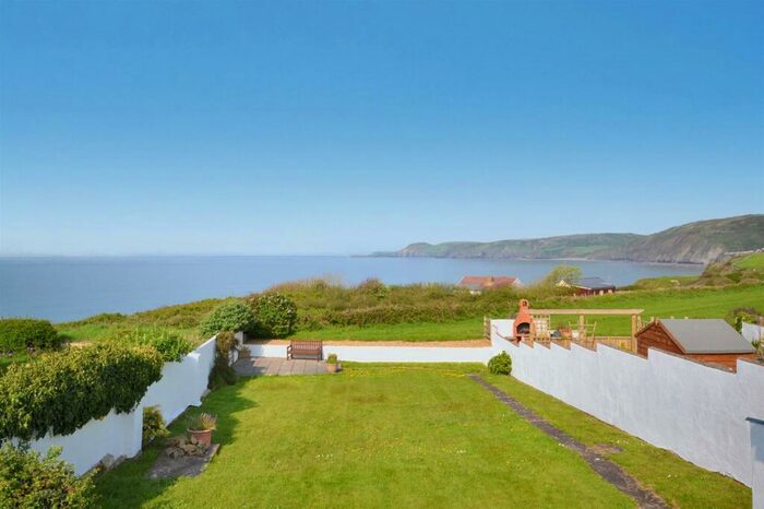 3 Bedroom Semi-Detached Bungalow For Sale In Heol Y Graig, Aberporth, Cardigan, SA43