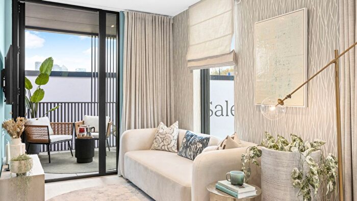 2 Bedroom Flat For Sale In West Parkside, North Greenwich, North Greenwich, SE10