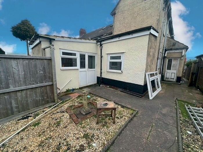 1 Bedroom Flat To Rent In Newport Road, Roath, Cardiff, CF24