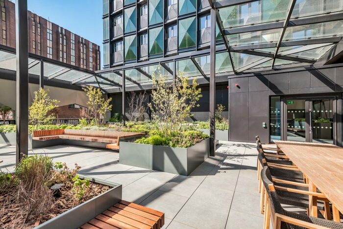 3 Bedroom Apartment To Rent In A George Street Croydon, CR0