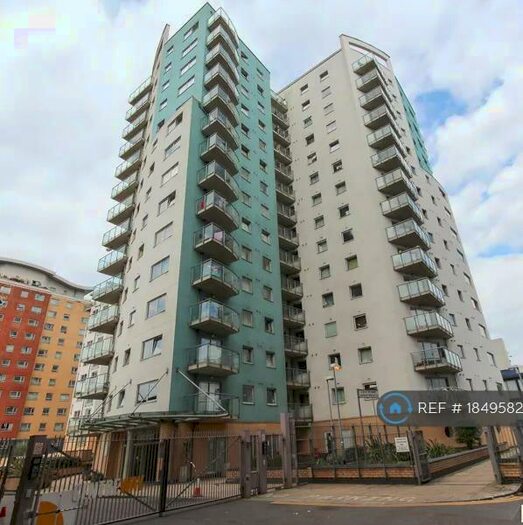 2 Bedroom Penthouse To Rent In City View, Ilford, IG1