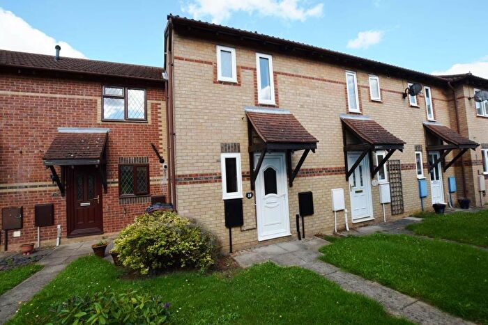 1 Bedroom Terraced House To Rent In Fircroft, Bicester, Oxfordshire, OX26
