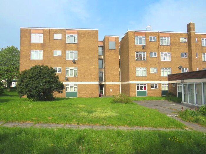 1 Bedroom Apartment To Rent In Soundwell Road, Bristol, BS16