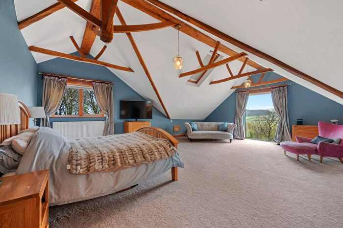 5 Bedroom Detached House For Sale In Foxstones Lane, Cliviger, BB10