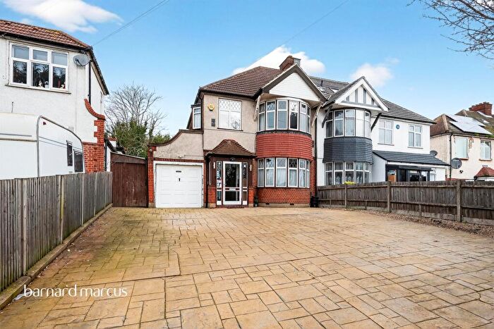 3 Bedroom Semi Detached House For Sale In Tolworth Rise North, Surbiton, KT5