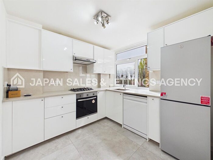 2 Bedroom Flat To Rent In Westergate, Corfton Road, Ealing, W5