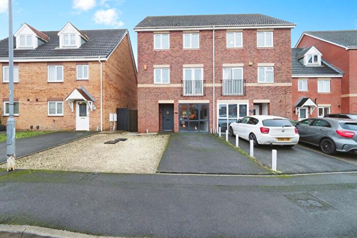 4 Bedroom Semi Detached House For Sale In Saffron Street, Mansfield, NG19