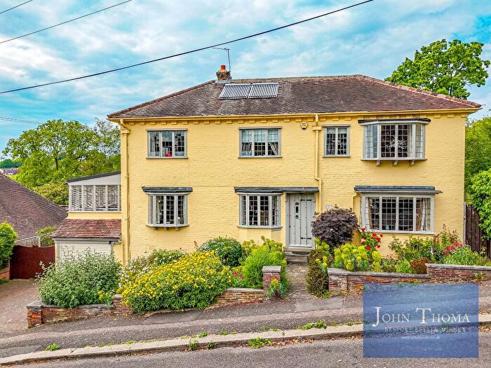4 Bedroom Detached House For Sale In The Uplands, Loughton, Essex, IG10