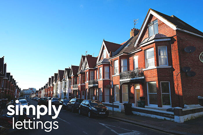1 Bedroom Flat To Rent In Granville Road, Hove, BN3