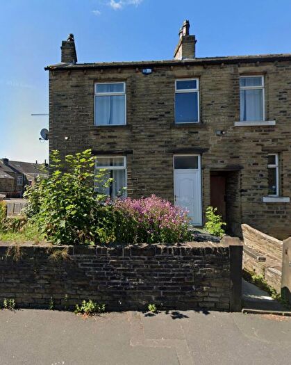 2 Bedroom Semi-Detached House For Sale In Spaines Road, Huddersfield, West Yorkshire, HD2