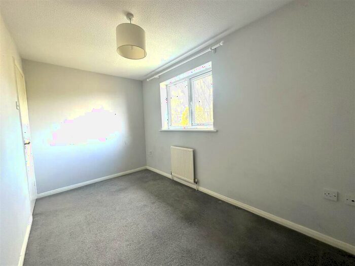2 Bedroom Semi-Detached House To Rent In Holdenby Close, Retford, DN22