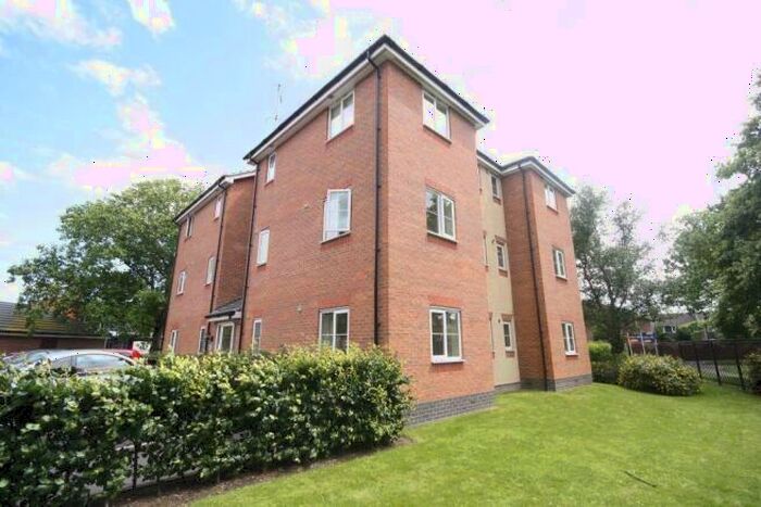 Flat To Rent In Hassocks Close, Beeston, Nottingham, NG9