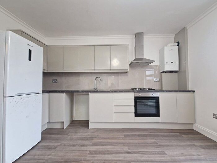 2 Bedroom Bungalow To Rent In Beech Farm Cottage, Hale End Road, Woodford Green, IG8