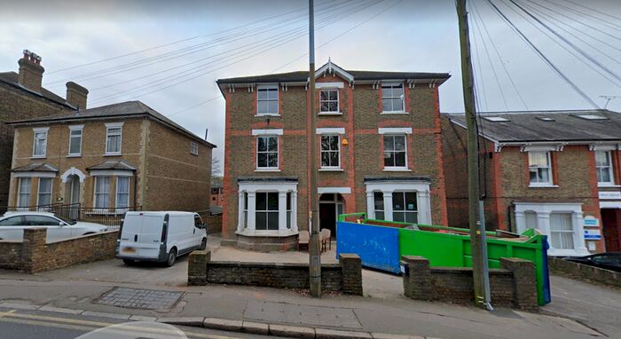 1 Bedroom Flat To Rent In Canary House, 11 Queens Road, Brentwood CM14