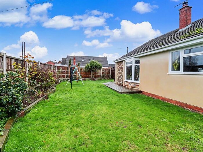 3 Bedroom Detached Bungalow For Sale In Coltishall Lane, Horsham St. Faith, Norwich, NR10