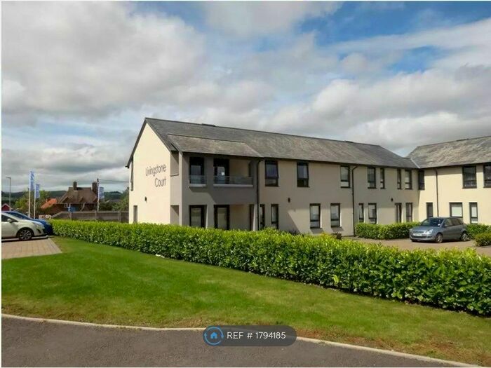 2 Bedroom Flat To Rent In Rhodfa Tegid, St. Asaph, LL17