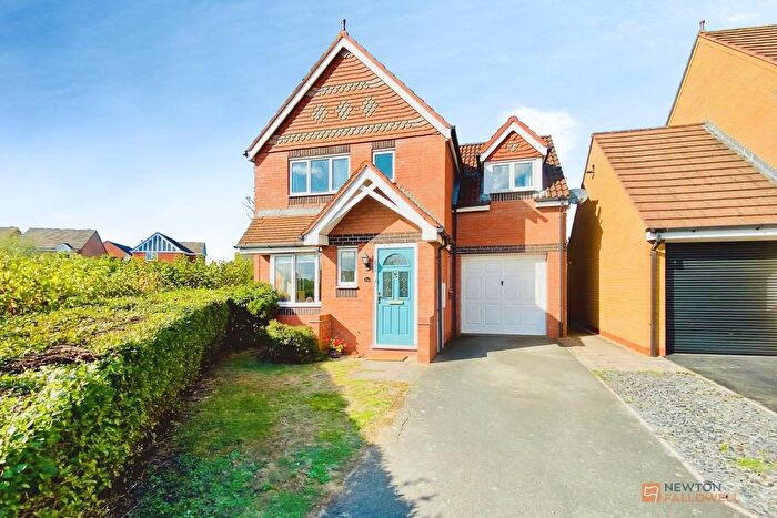 3 Bedroom Detached House For Sale In Darien Way, Thorpe Astley, LE3