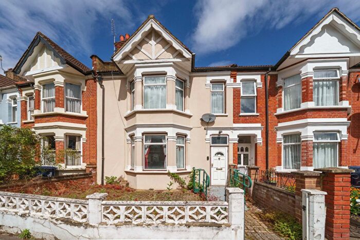 3 Bedroom Terraced House For Sale In Regina Terrace, Ealing, W13