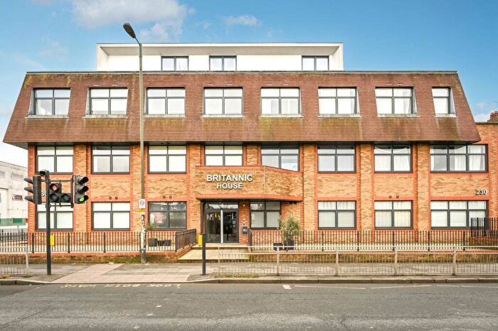 Studio To Rent In Burlington Road, New Malden, KT3