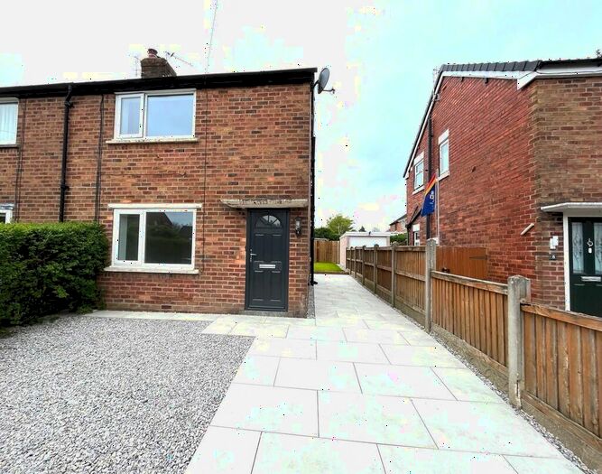 2 Bedroom Semi-Detached House To Rent In Marlborough Drive, Walton-le-dale, PR5