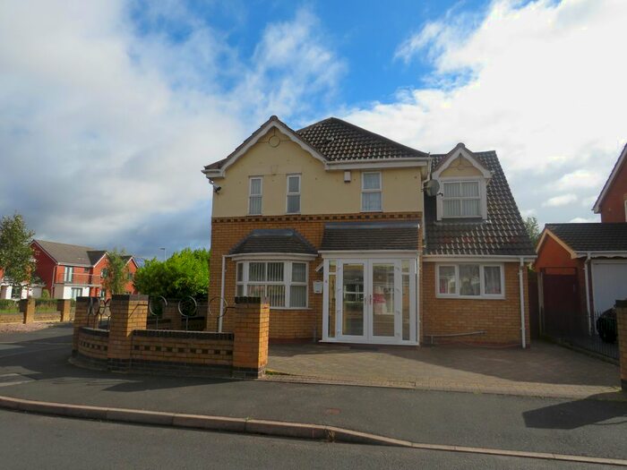 4 Bedroom Detached House To Rent In Cadgwith Gardens, Bilston WV14