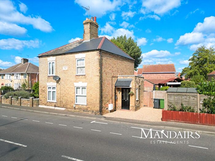 3 Bedroom Semi Detached House For Sale In High Street, Fletton, Peterborough, PE2
