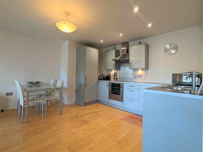2 Bedroom Flat To Rent In Temple House, Temple Street, Birmingham, B2