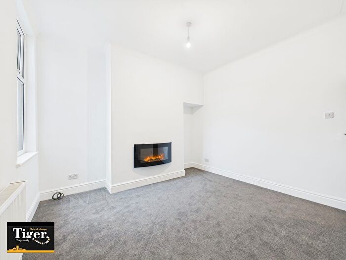 2 Bedroom Terraced House For Sale In Newton Drive, Blackpool, FY3
